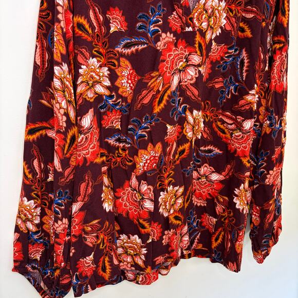 Old Navy Paisley Floral Red Boho Flowy Blouse XL Tall V-neck Prairie Revival - Picture 4 of 8